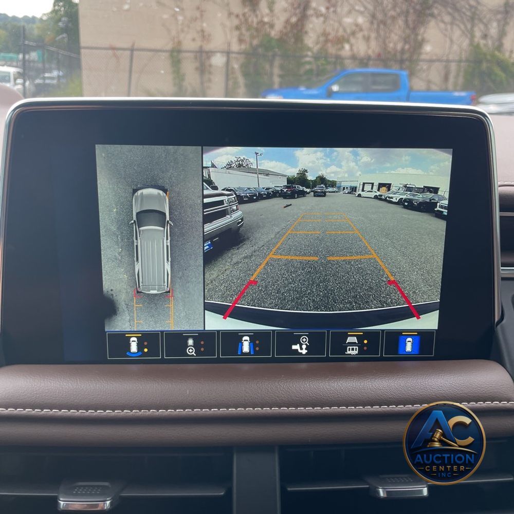2022 Chevrolet Suburban High Country