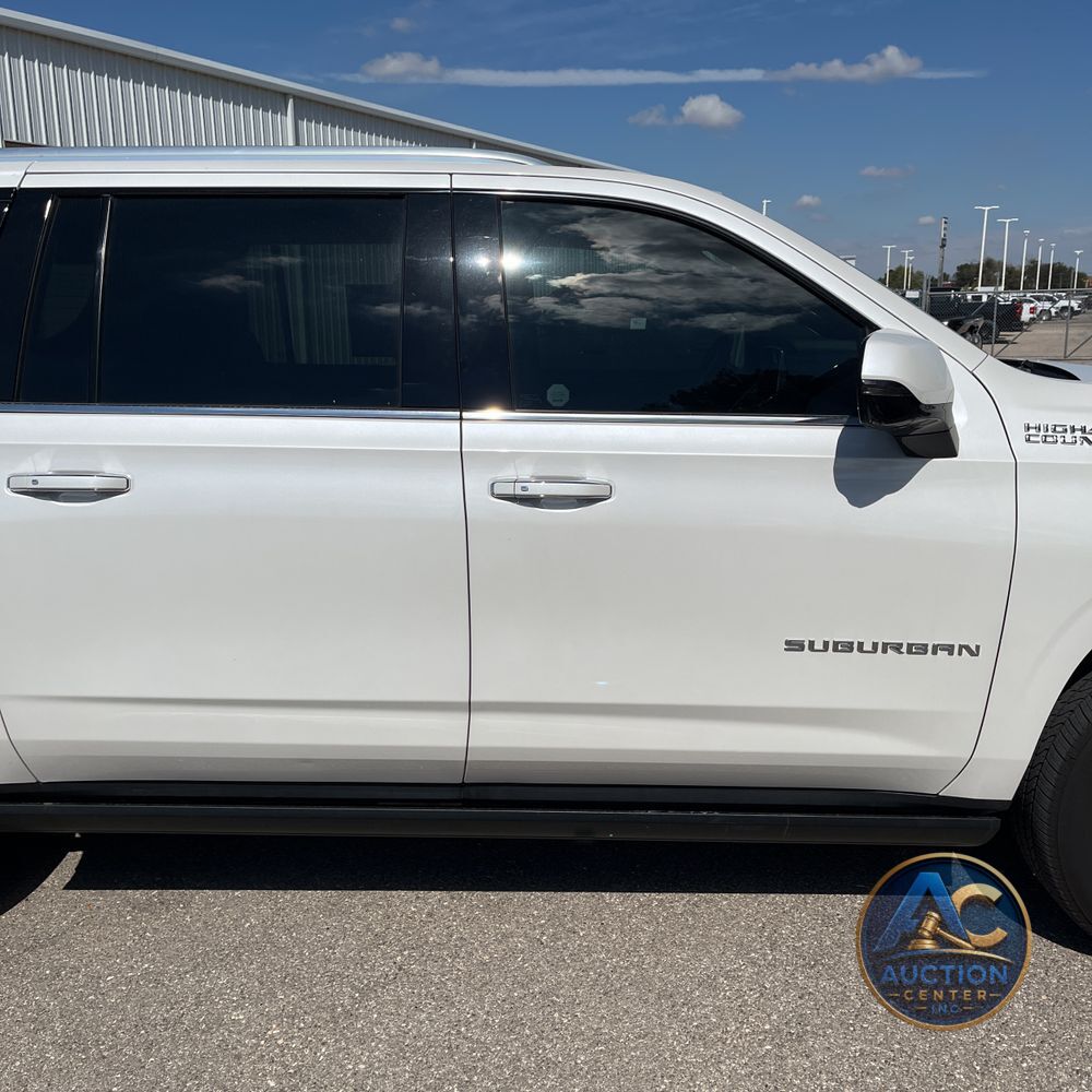 2023 Chevrolet Suburban High Country