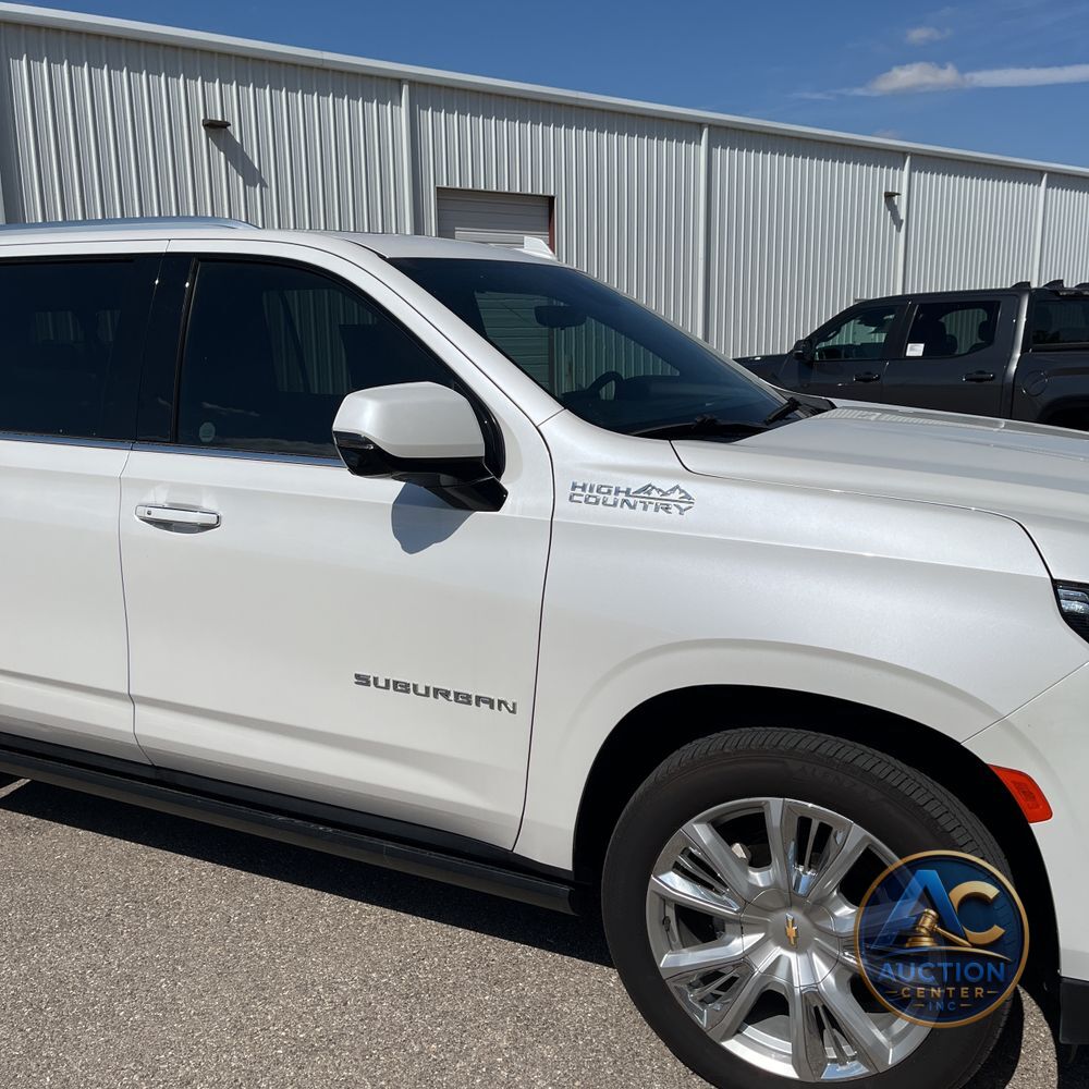 2023 Chevrolet Suburban High Country