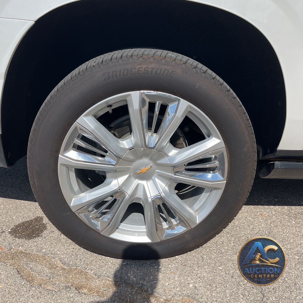 2023 Chevrolet Suburban High Country
