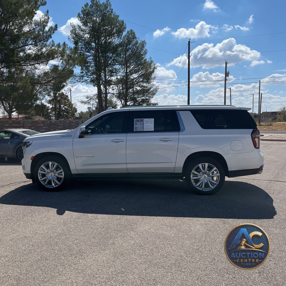 2023 Chevrolet Suburban High Country