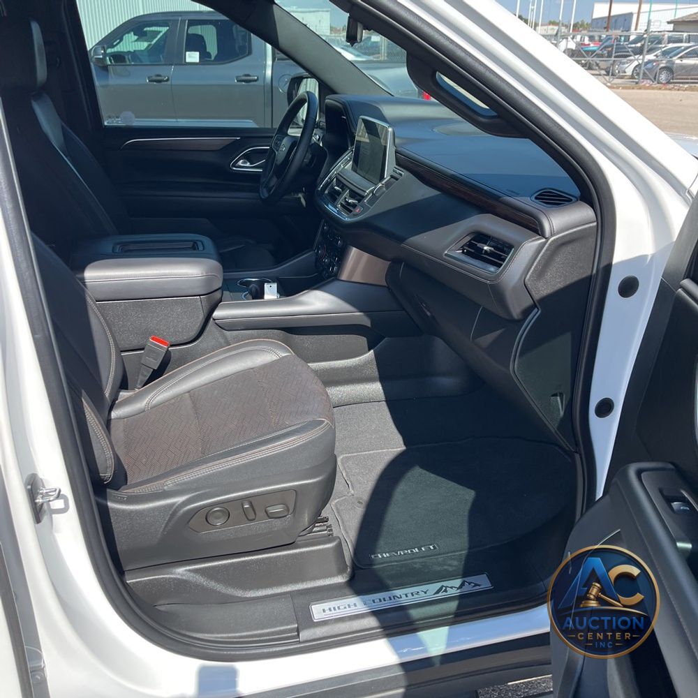 2023 Chevrolet Suburban High Country