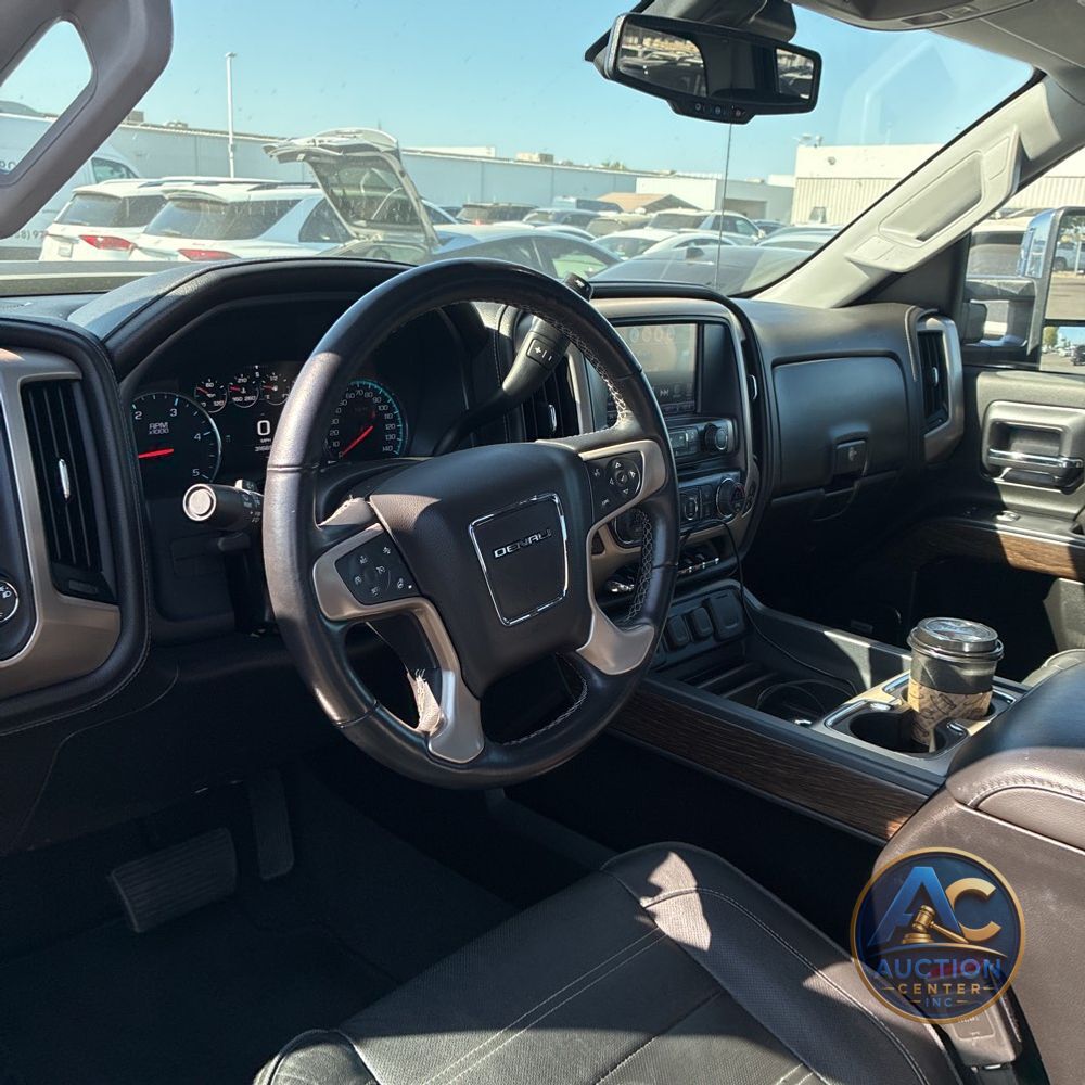 2019 GMC Sierra 2500HD Denali