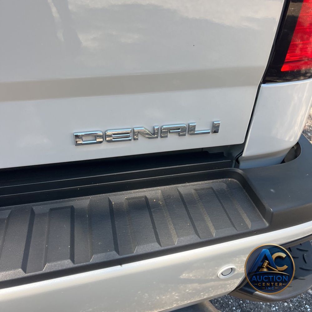 2018 GMC Sierra 2500HD Denali