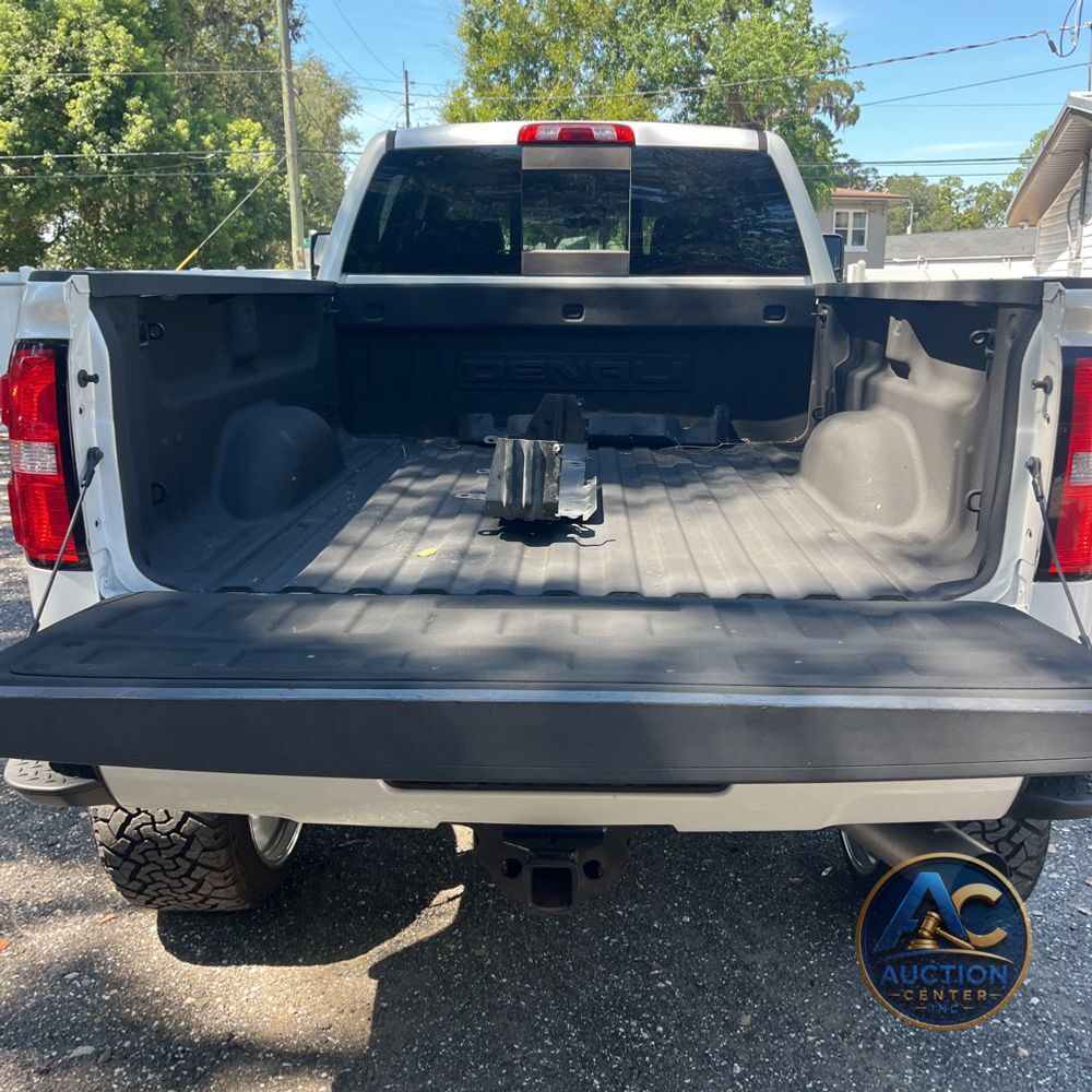 2018 GMC Sierra 2500HD Denali