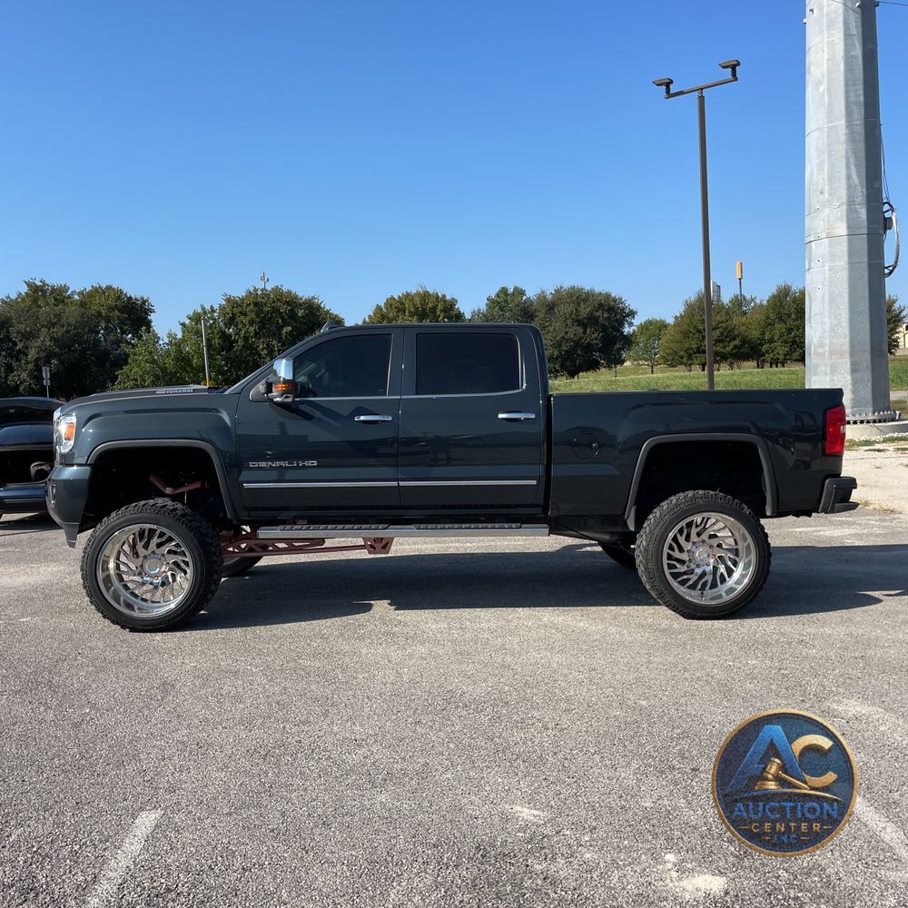 2018 GMC Sierra 2500HD Denali
