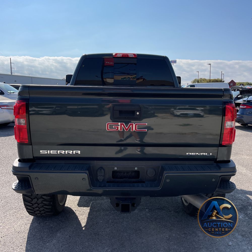 2018 GMC Sierra 2500HD Denali