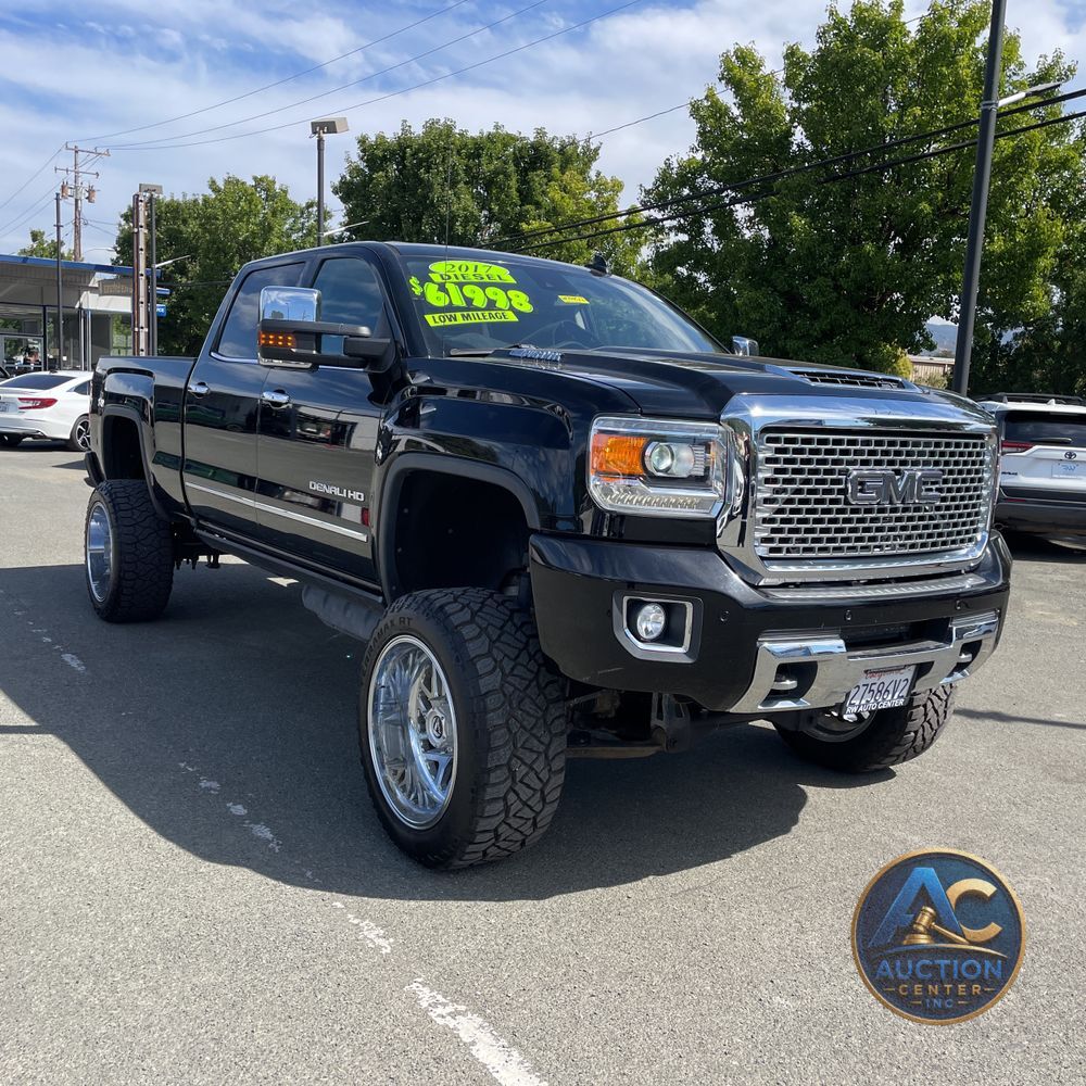 2017 GMC Sierra 2500HD Denali