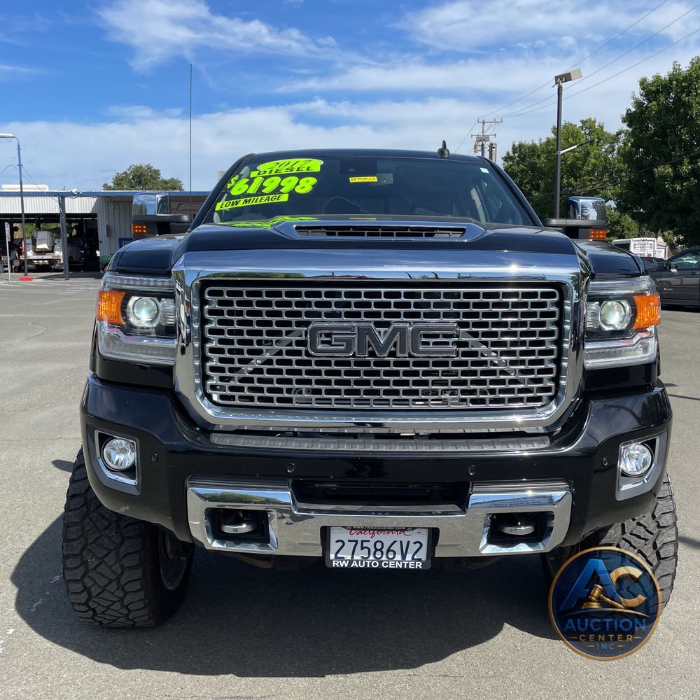 2017 GMC Sierra 2500HD Denali