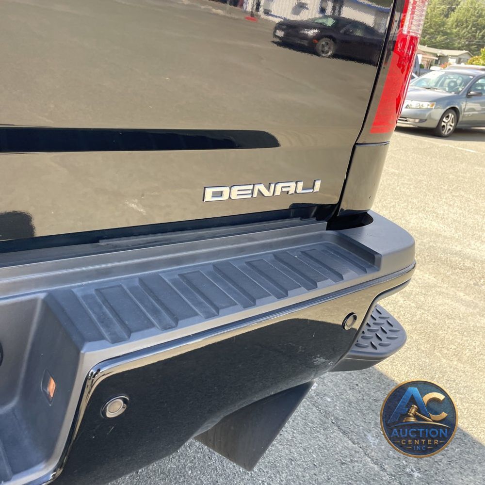 2017 GMC Sierra 2500HD Denali