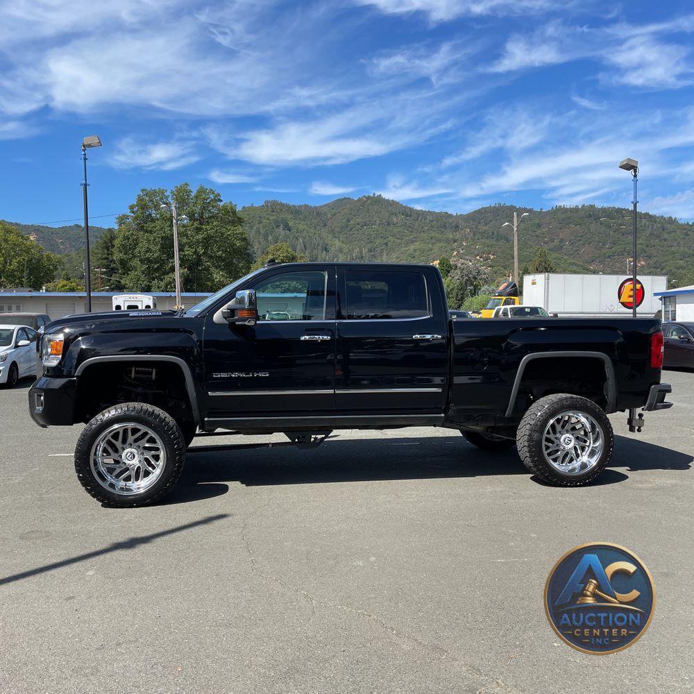 2017 GMC Sierra 2500HD Denali