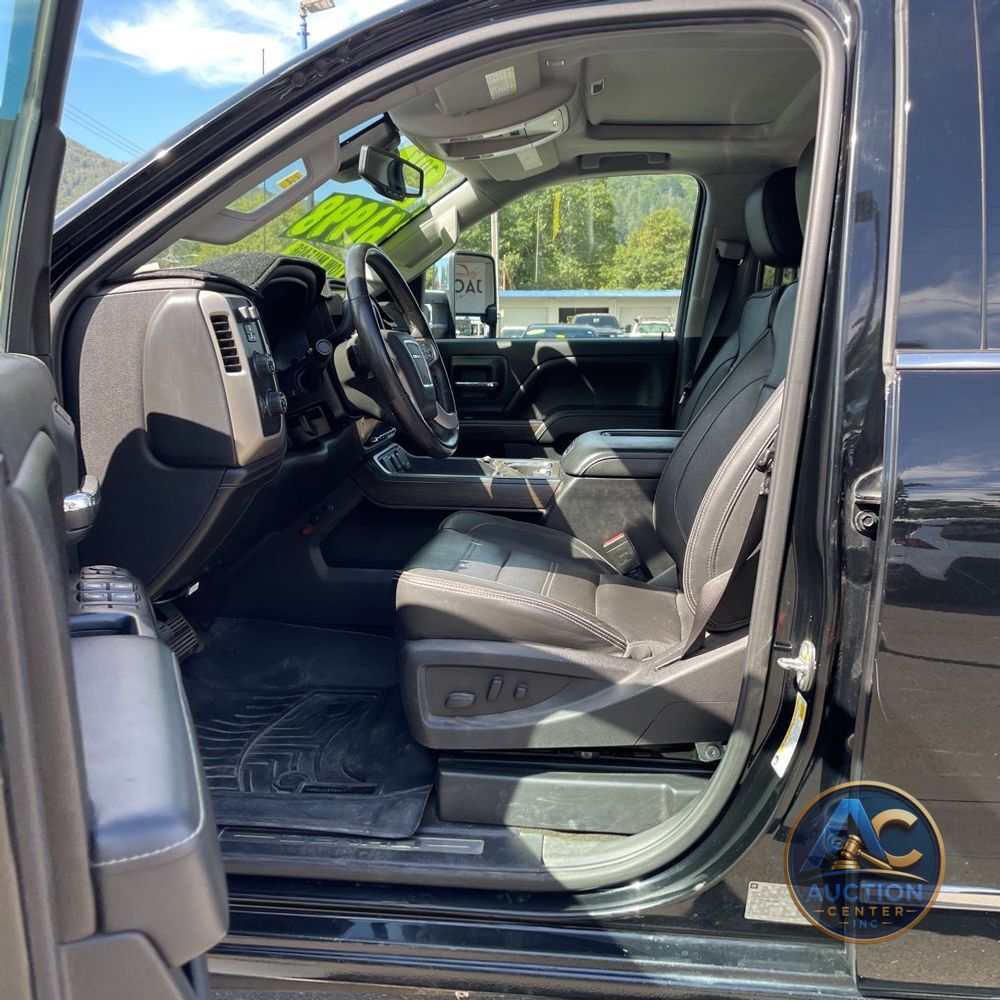 2017 GMC Sierra 2500HD Denali