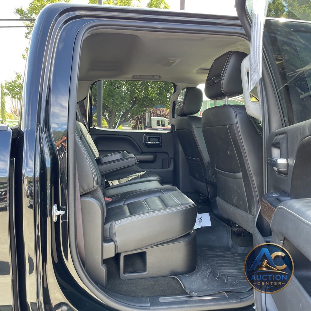 2017 GMC Sierra 2500HD Denali