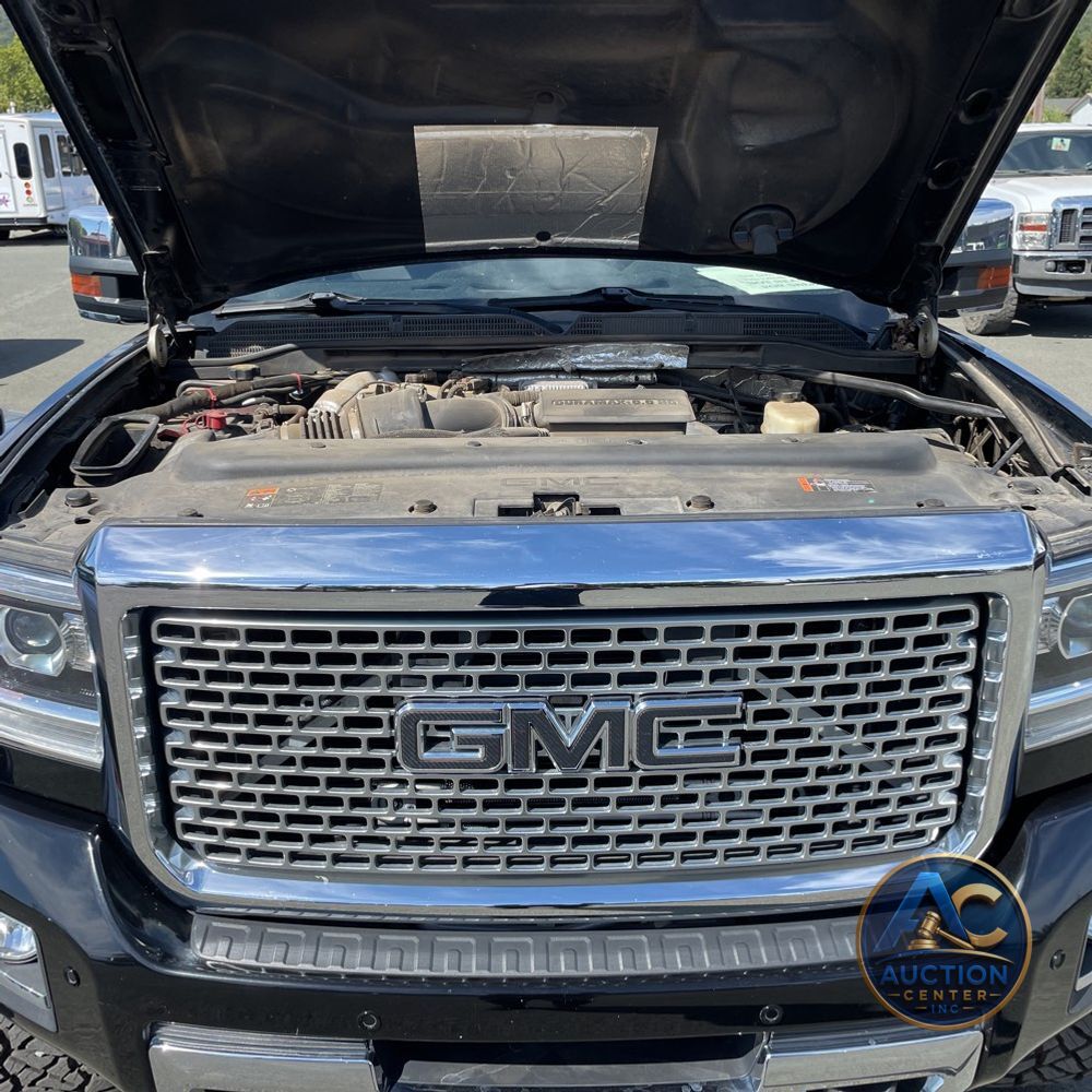 2017 GMC Sierra 2500HD Denali
