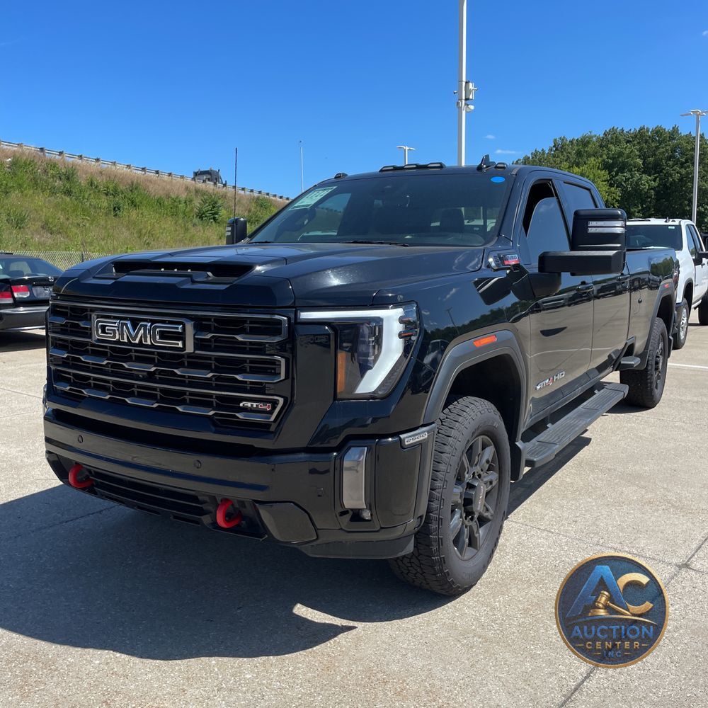 2024 GMC Sierra 2500 AT4
