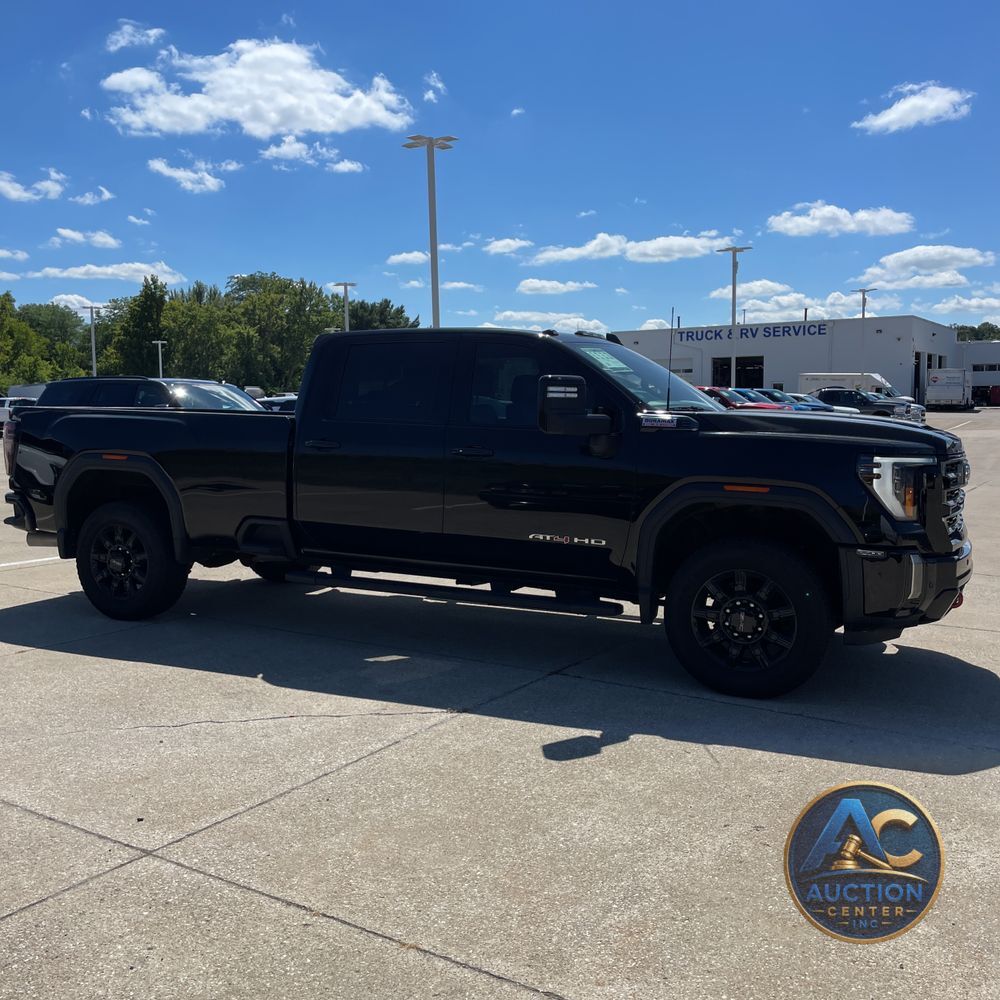2024 GMC Sierra 2500 AT4