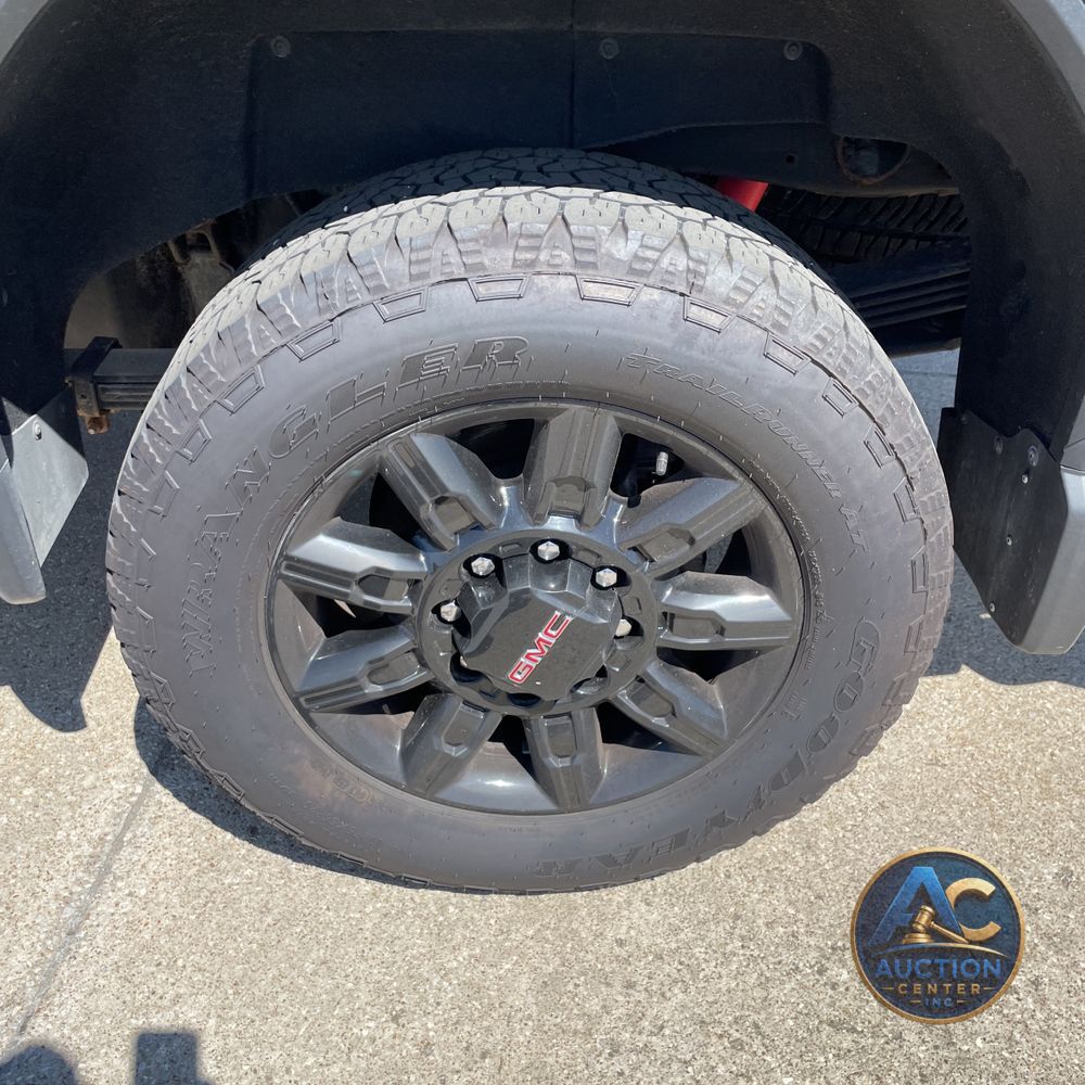 2024 GMC Sierra 2500 AT4