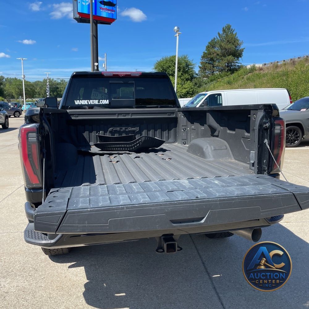 2024 GMC Sierra 2500 AT4