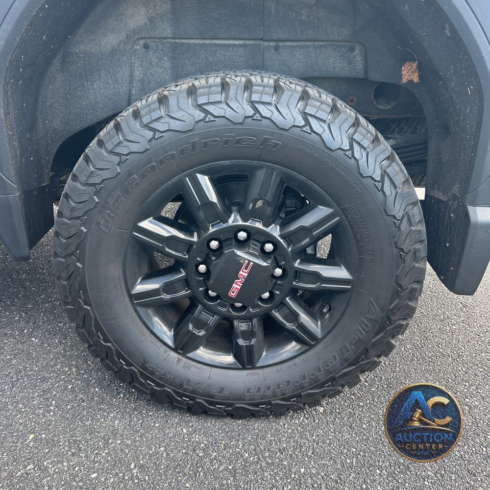 2024 GMC Sierra 2500 AT4