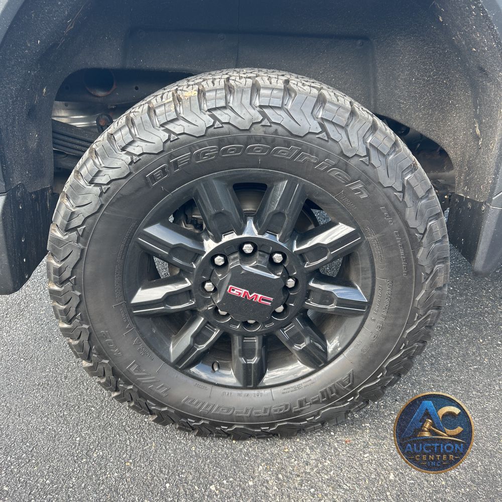 2024 GMC Sierra 2500 AT4