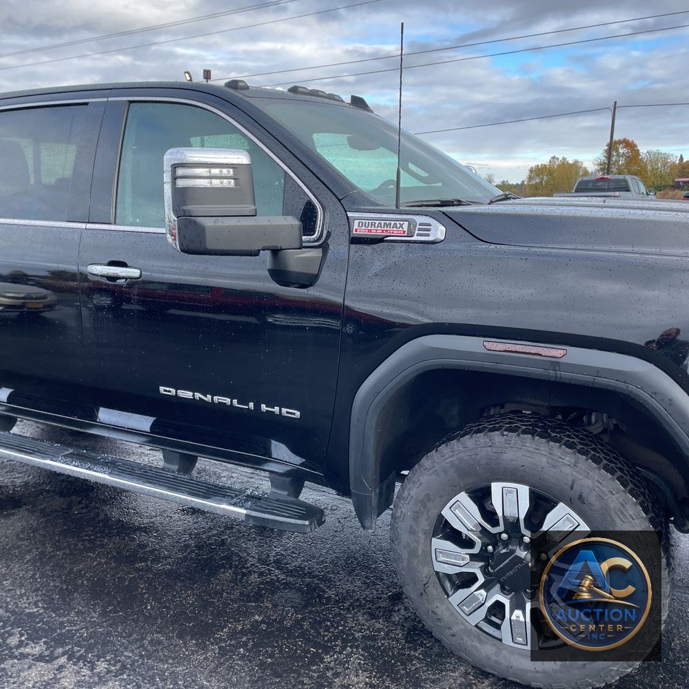 2024 GMC Sierra 2500 Denali