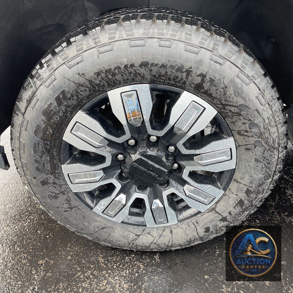 2024 GMC Sierra 2500 Denali