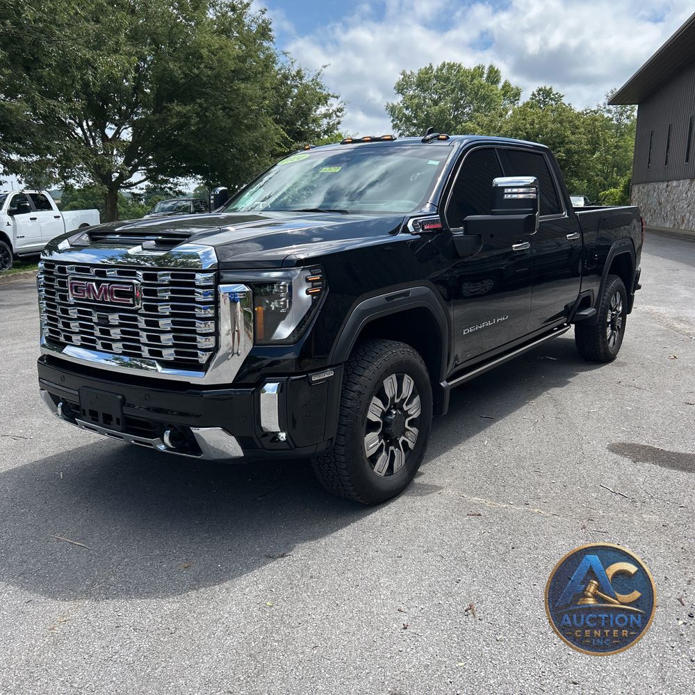 2024 GMC Sierra 2500 Denali
