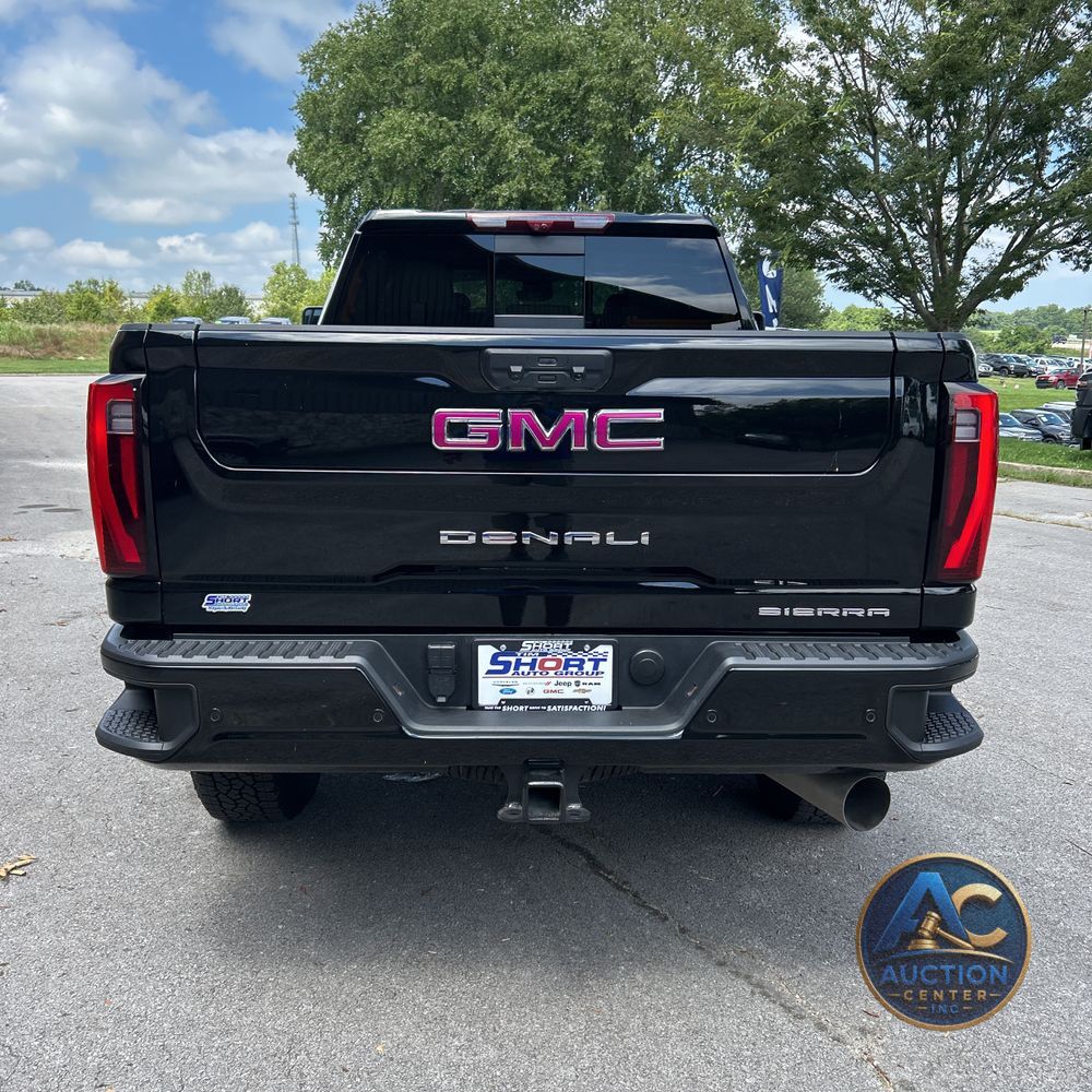 2024 GMC Sierra 2500 Denali
