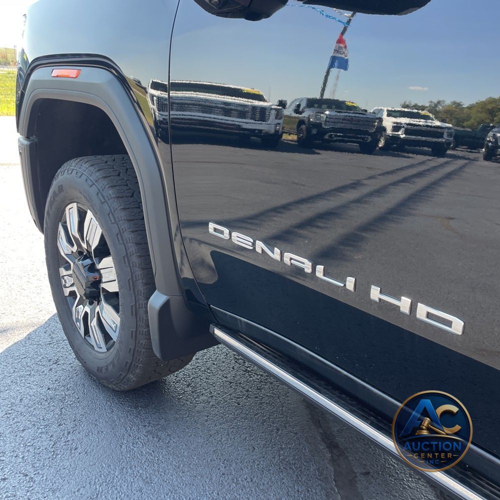 2024 GMC Sierra 2500 Denali