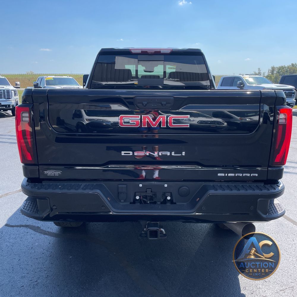 2024 GMC Sierra 2500 Denali