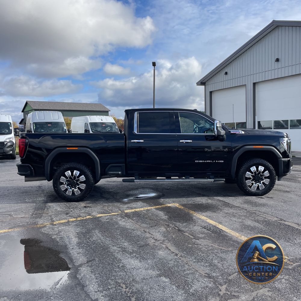 2025 GMC Sierra 2500 Denali