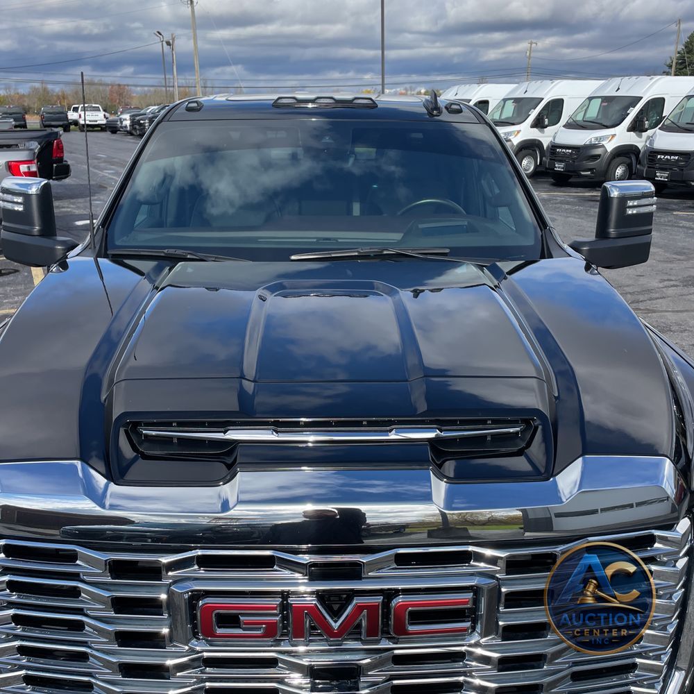 2025 GMC Sierra 2500 Denali