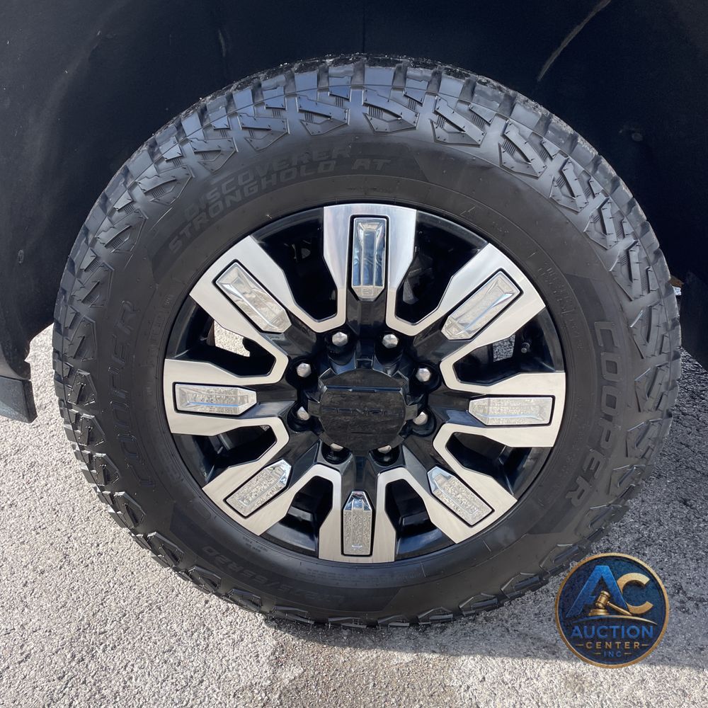 2025 GMC Sierra 2500 Denali