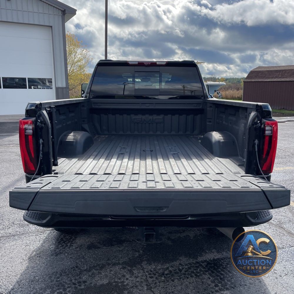 2025 GMC Sierra 2500 Denali