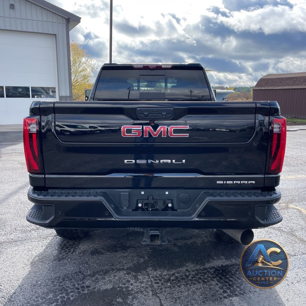 2025 GMC Sierra 2500 Denali