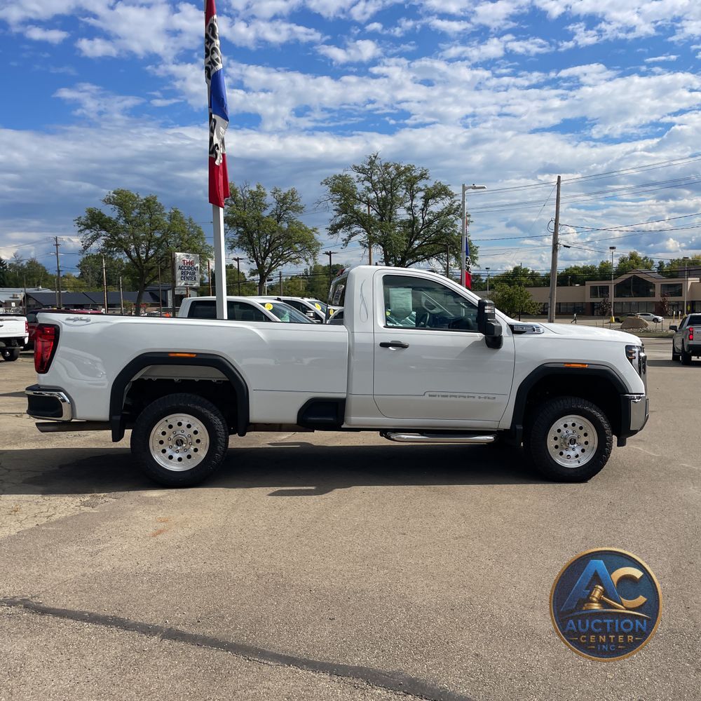 2024 GMC Sierra 2500HD Pro