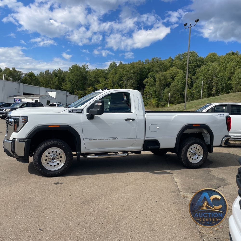 2024 GMC Sierra 2500HD Pro