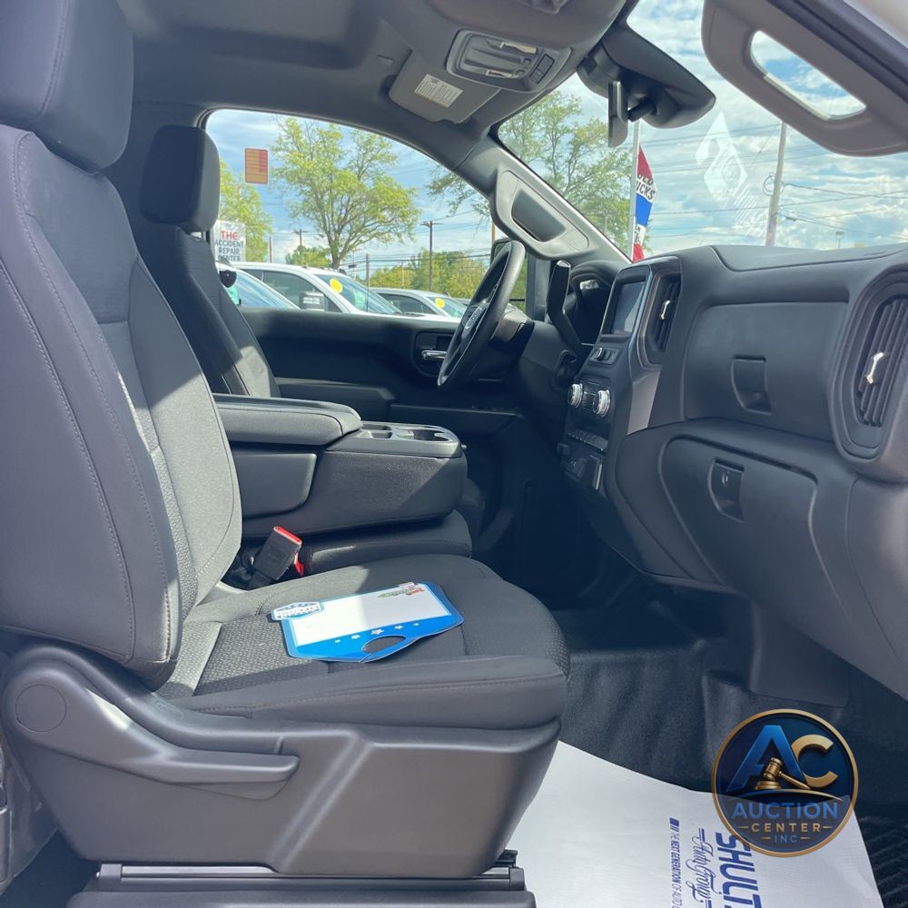 2024 GMC Sierra 2500HD Pro
