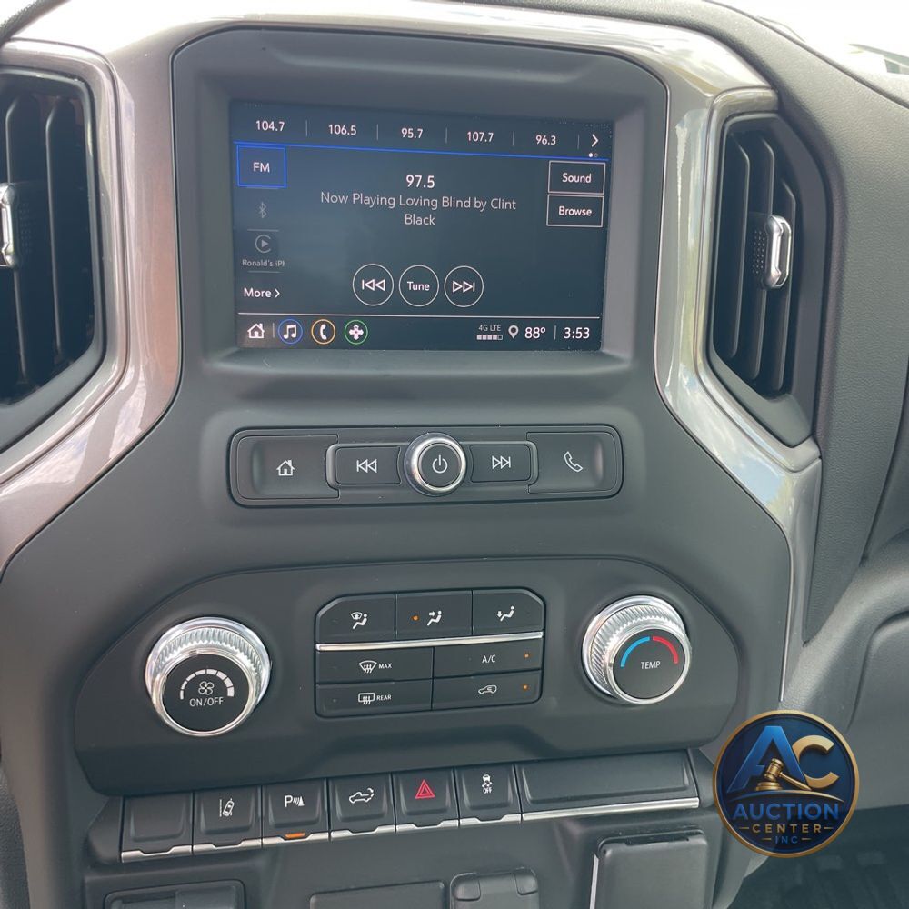 2024 GMC Sierra 2500HD Pro
