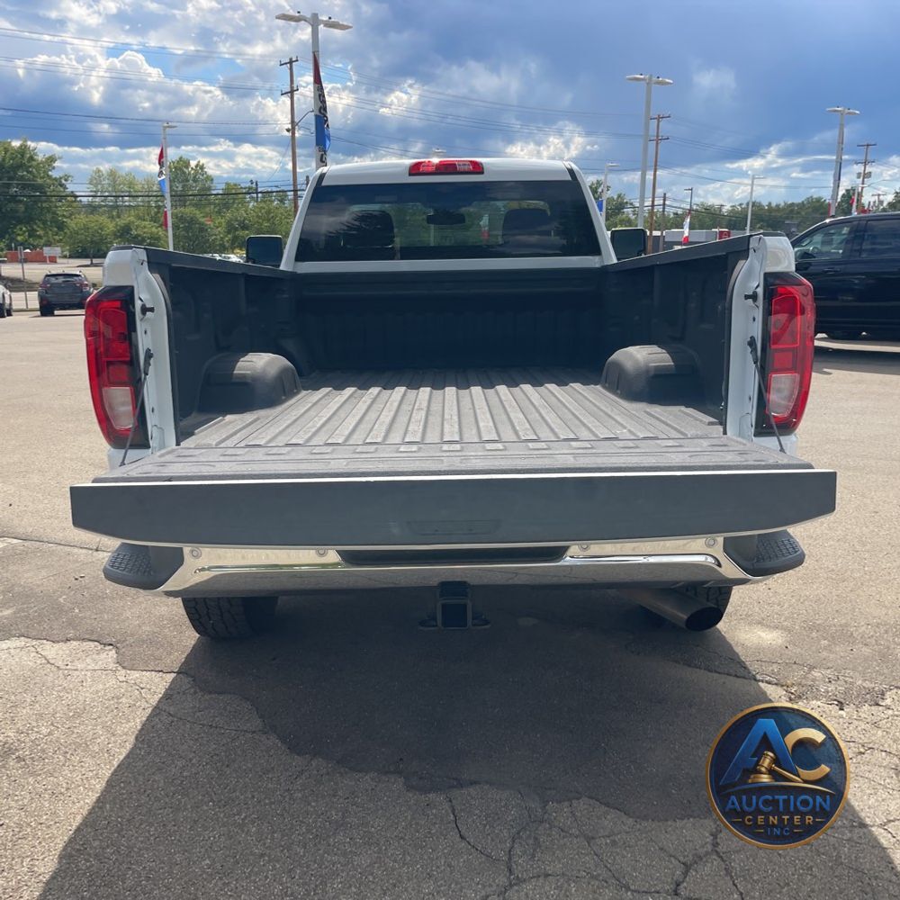 2024 GMC Sierra 2500HD Pro
