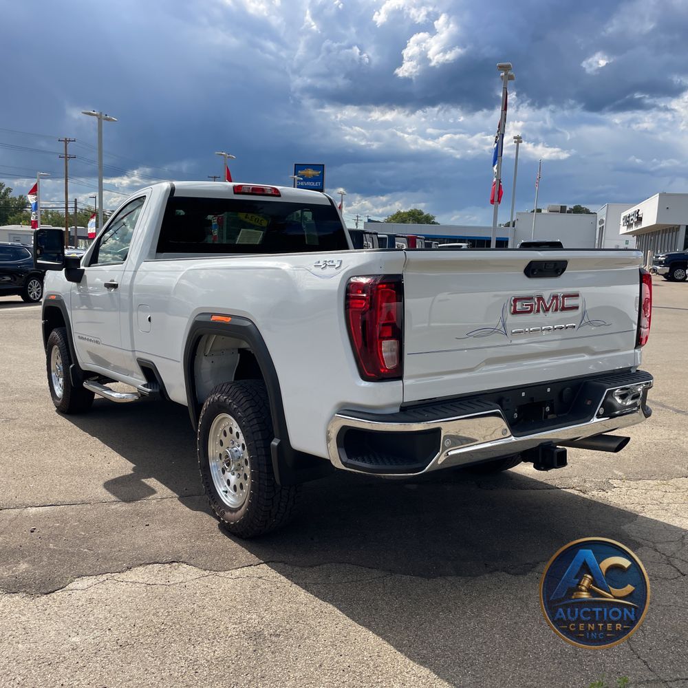 2024 GMC Sierra 2500HD Pro