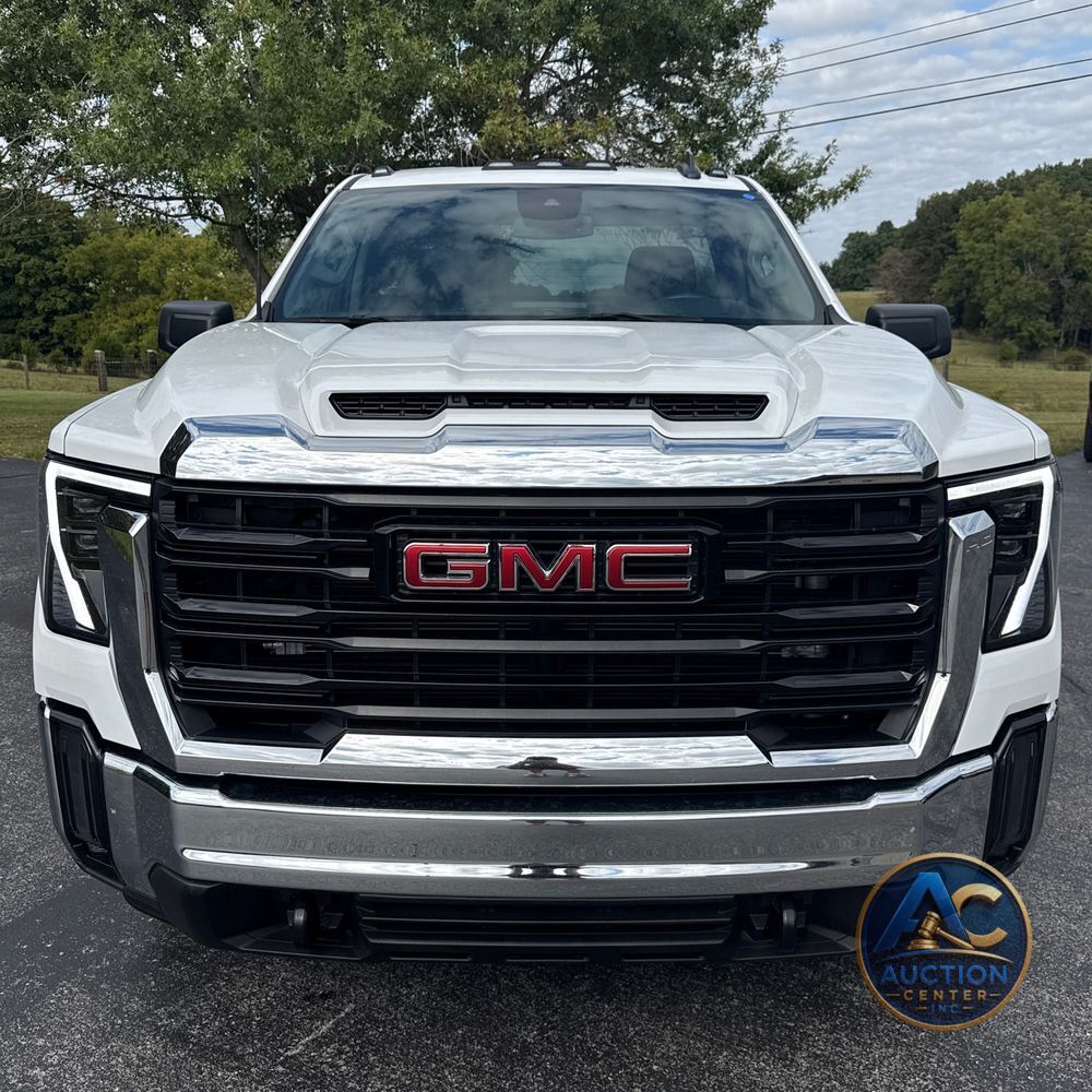 2024 GMC Sierra 2500HD Pro