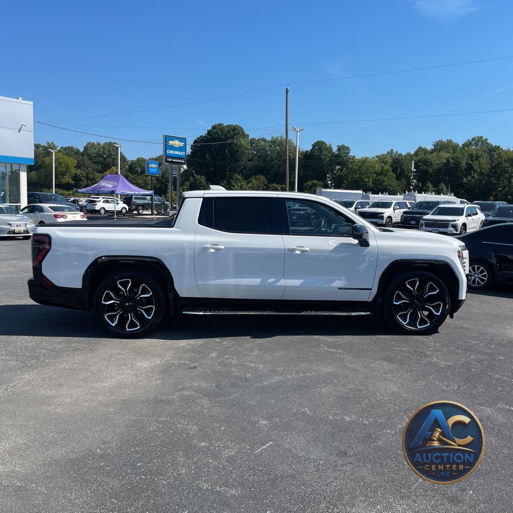 2025 GMC Sierra EV Denali