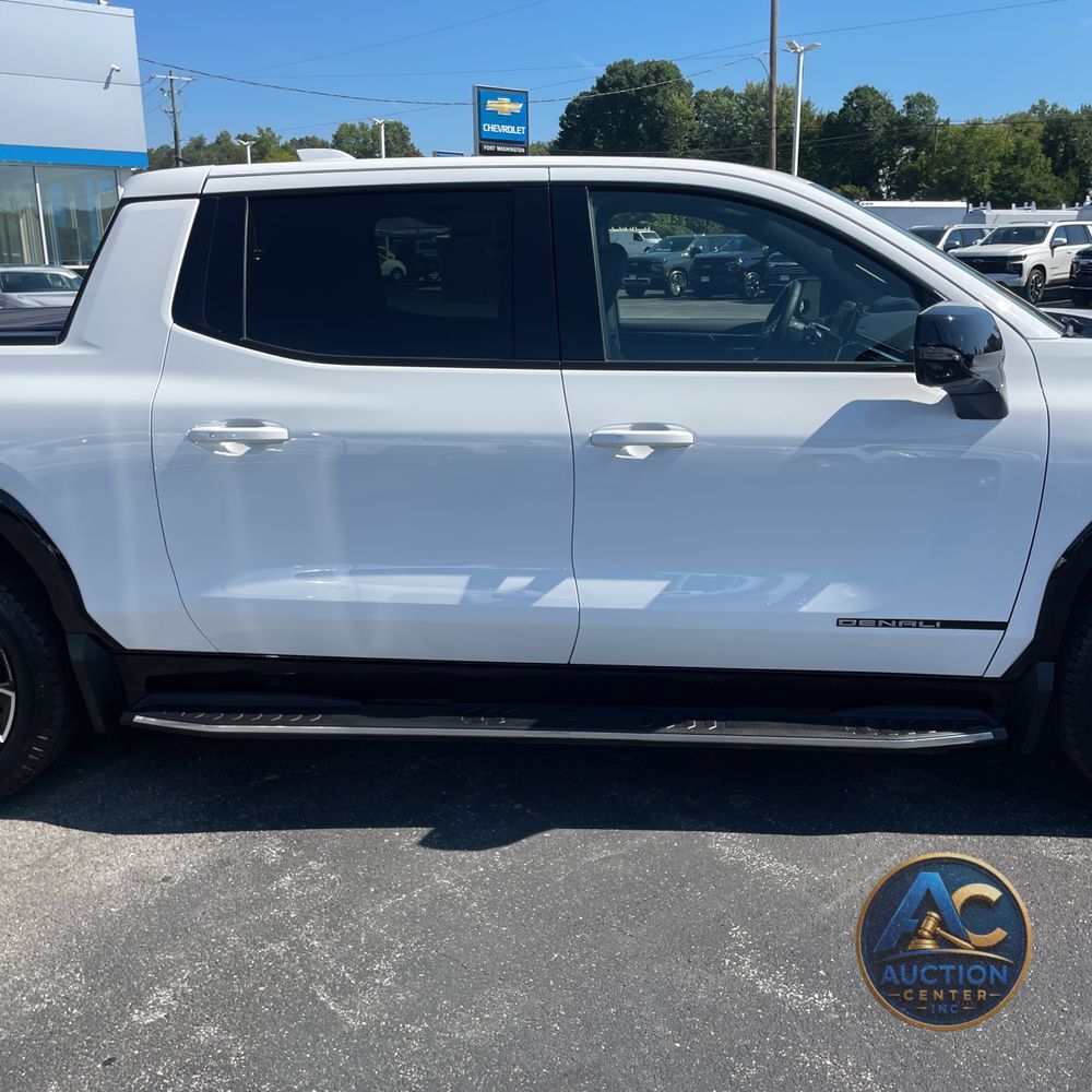 2025 GMC Sierra EV Denali