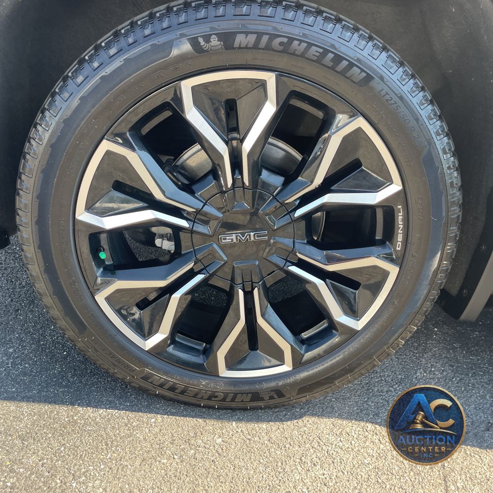 2025 GMC Sierra EV Denali