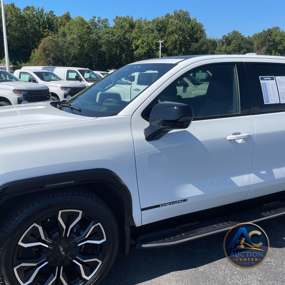 2025 GMC Sierra EV Denali