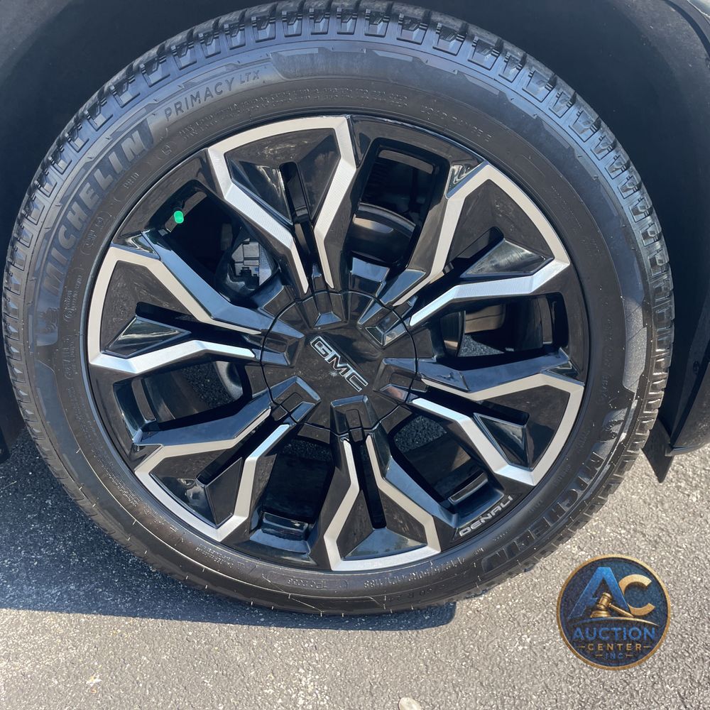 2025 GMC Sierra EV Denali
