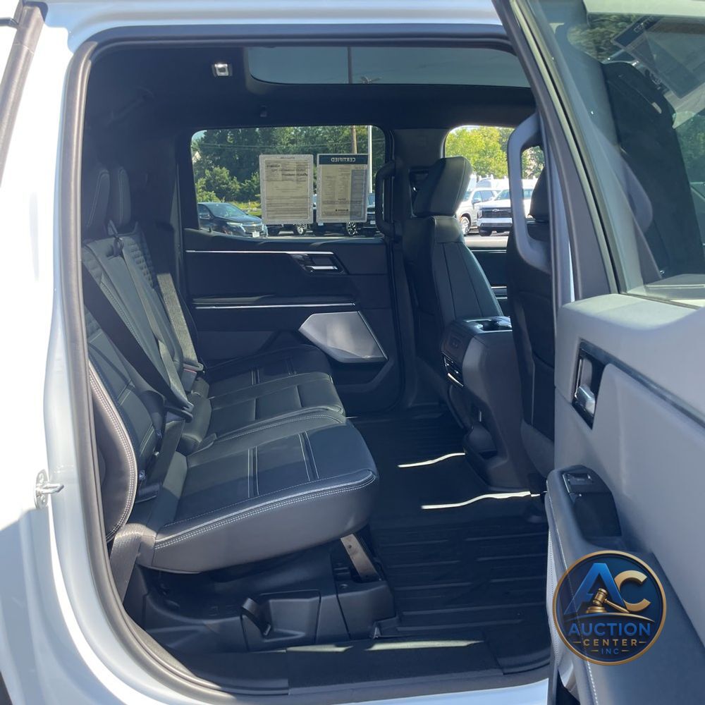 2025 GMC Sierra EV Denali