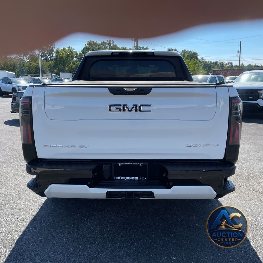 2025 GMC Sierra EV Denali
