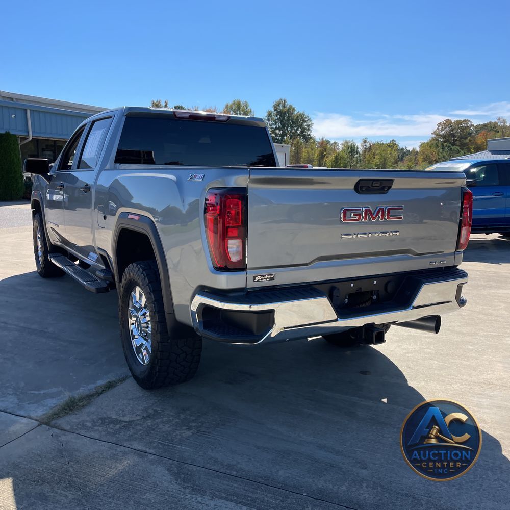 2024 GMC Sierra 2500HD Pro